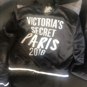 Cute bomber jacket from Vs fashion show in Paris!